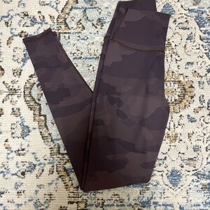 ALO Yoga Dark Camouflage Leggings